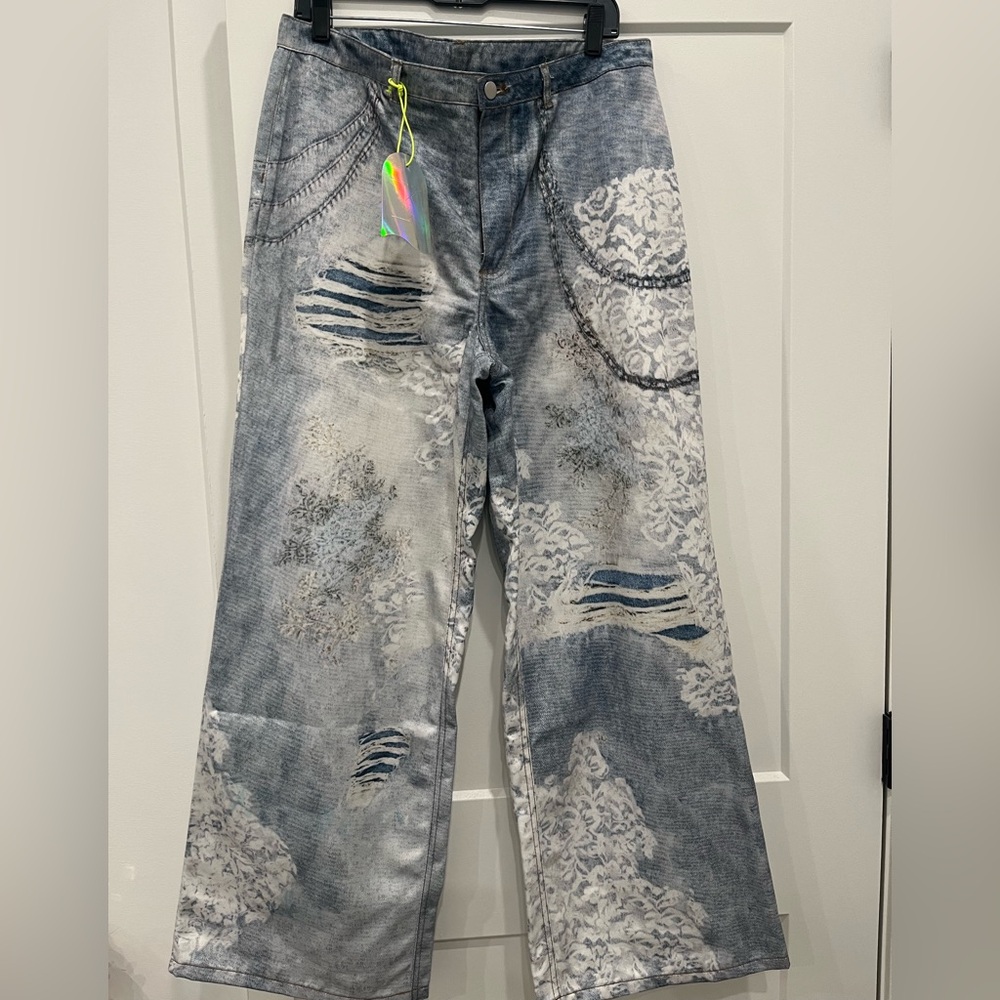 Wide Leg Flare Jeans in Distressed Blue Wash